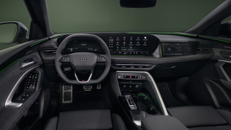 2025 آئودی Q5 اسپرت بک